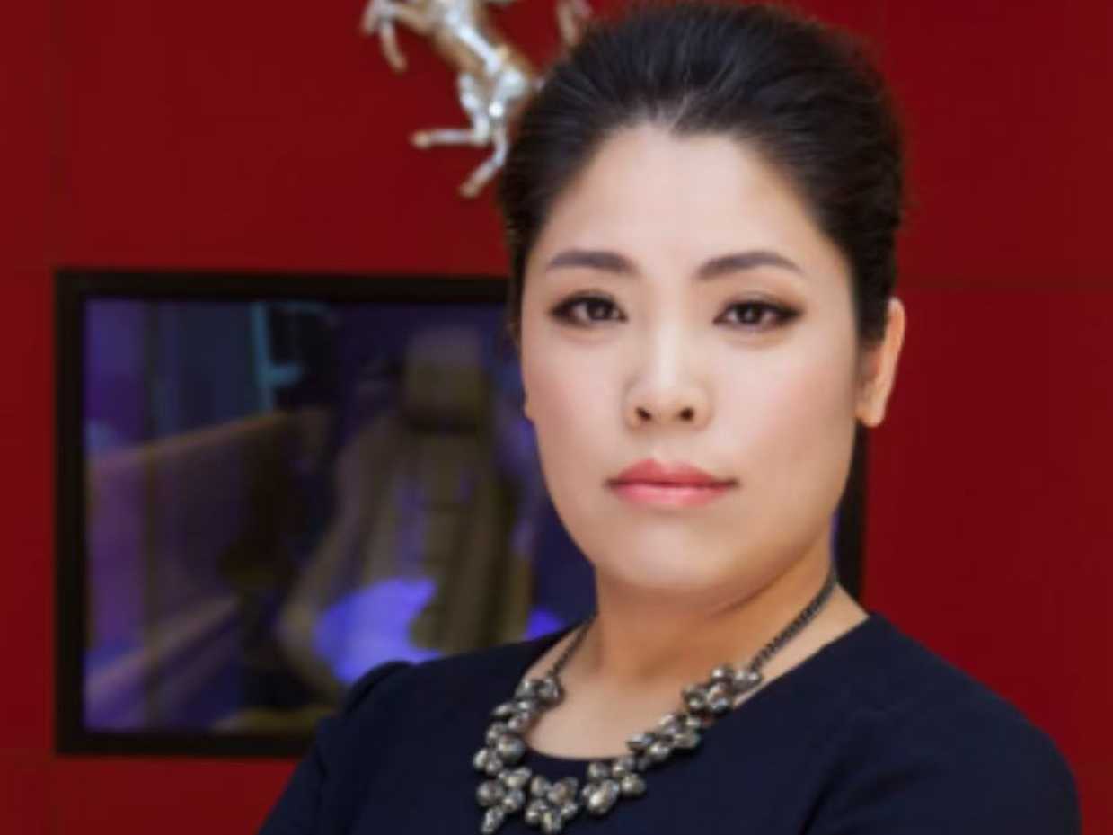 Weikun Hu